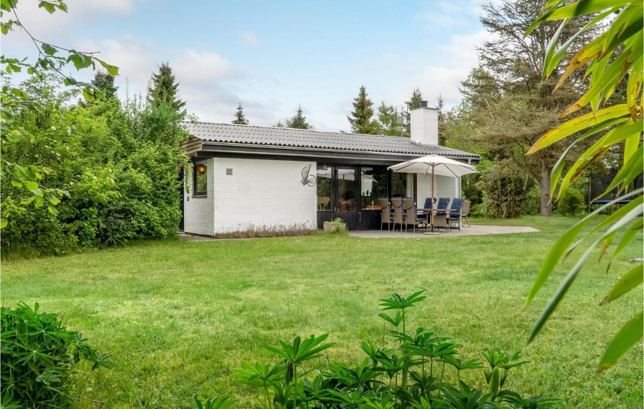 Amazing Home In Kalundborg With Kitchen Extérieur photo